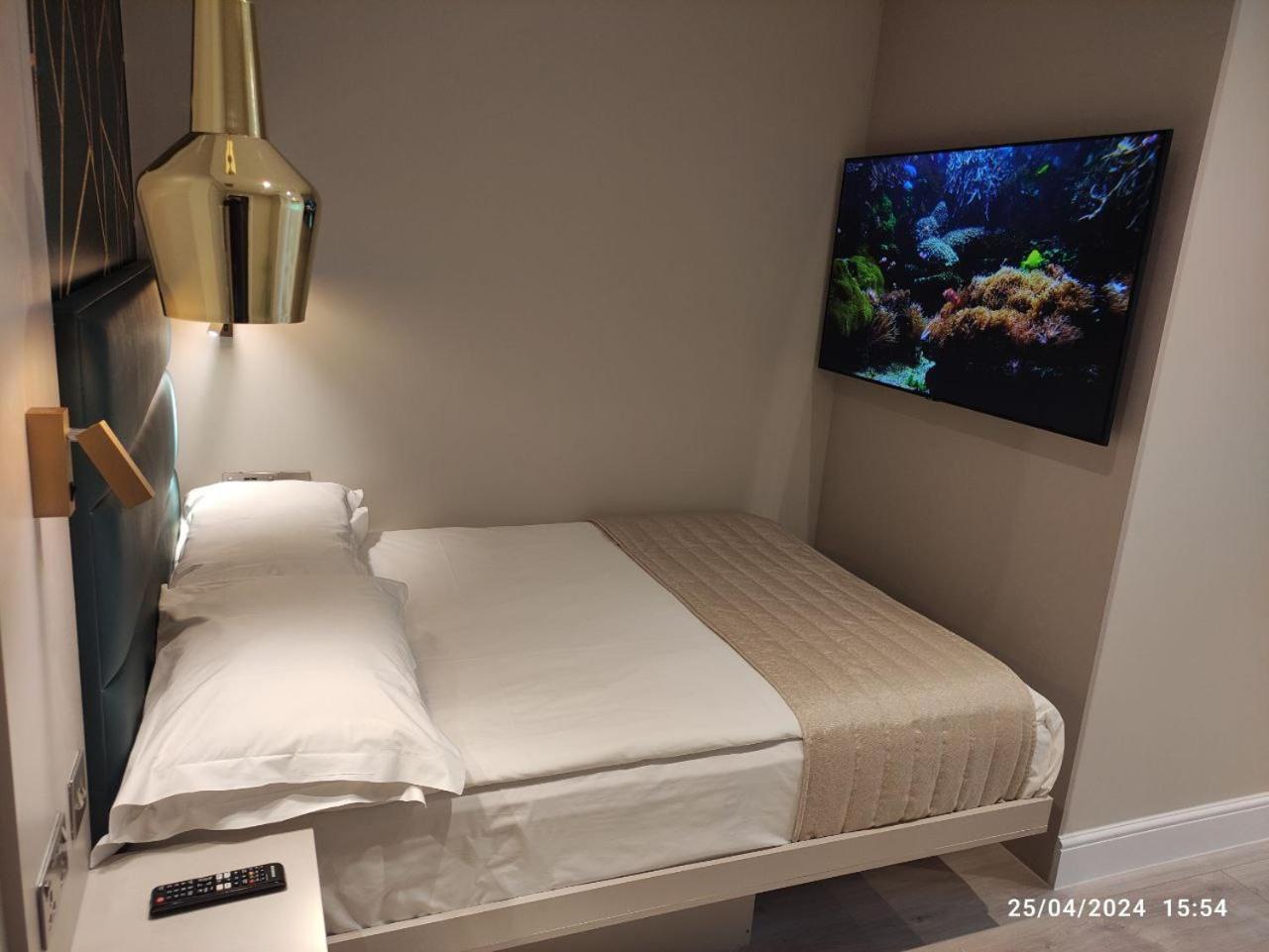 Nox Kensington Aparthotel Лондон Екстериор снимка