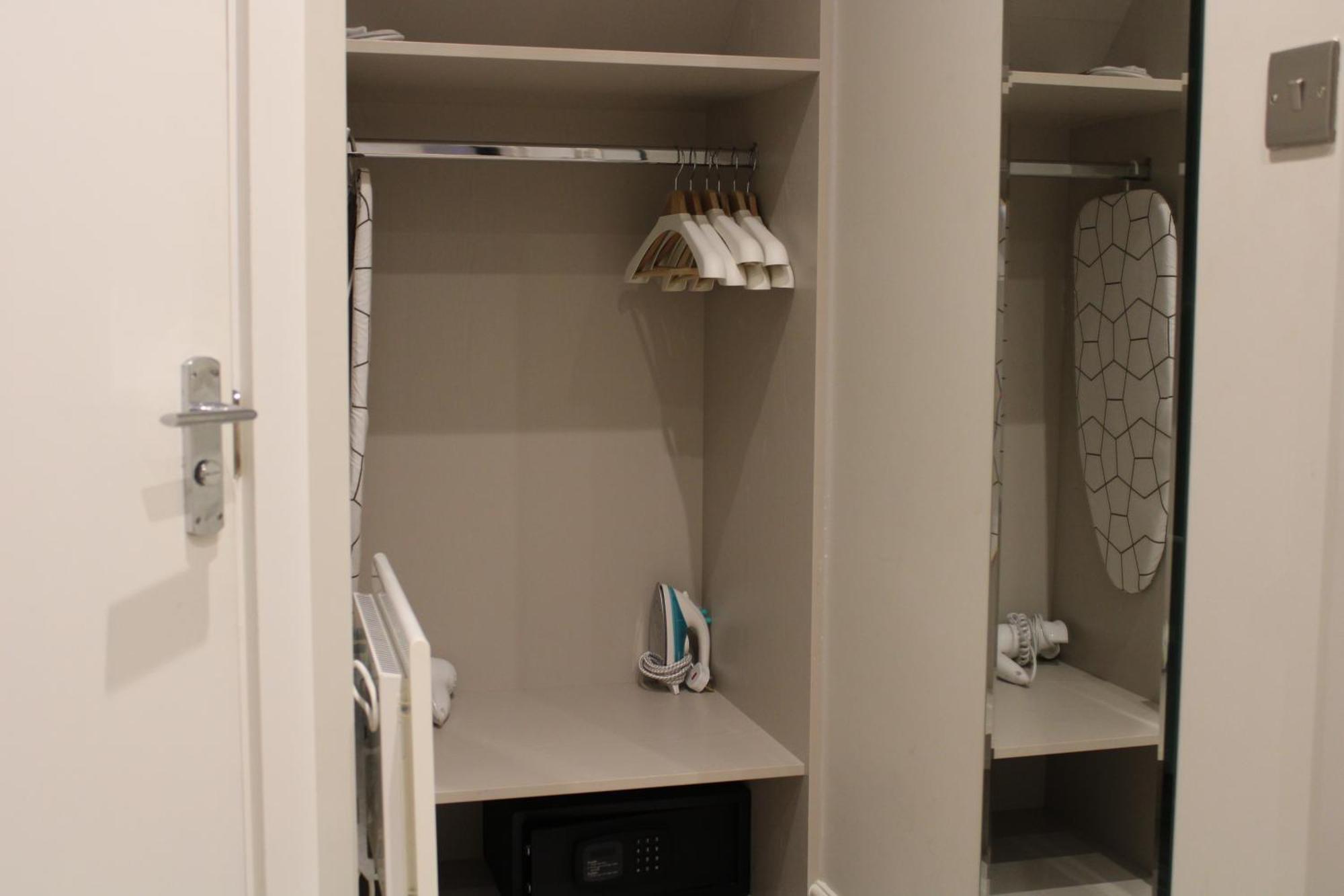 Nox Kensington Aparthotel Лондон Екстериор снимка