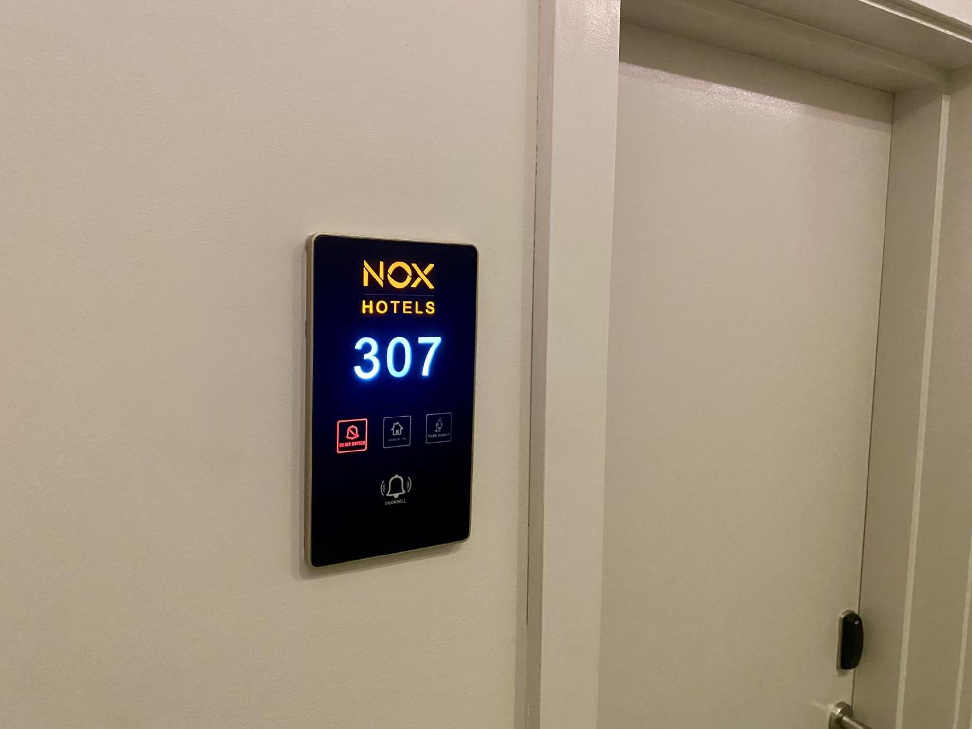 Nox Kensington Aparthotel Лондон Екстериор снимка
