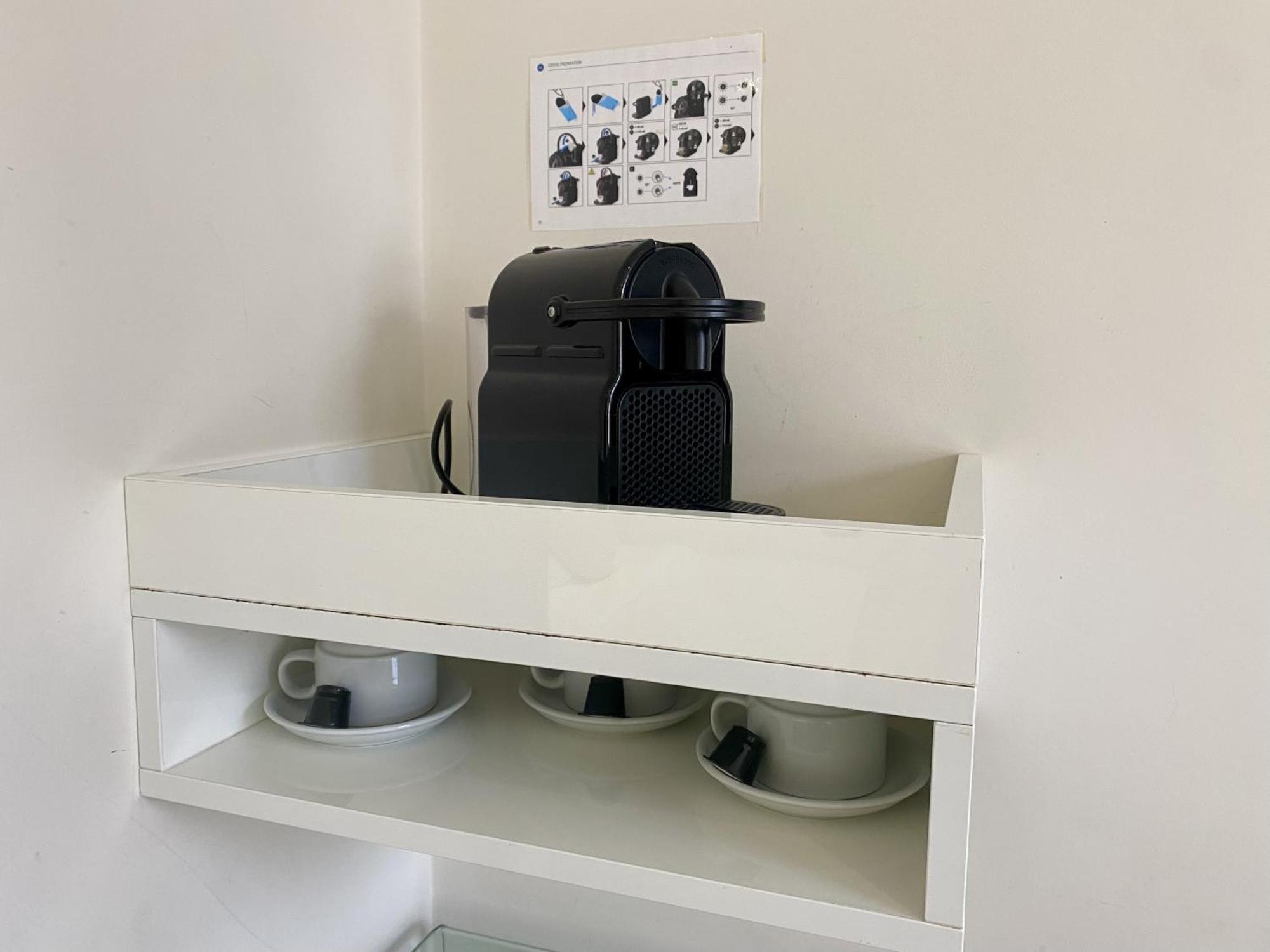 Nox Kensington Aparthotel Лондон Екстериор снимка